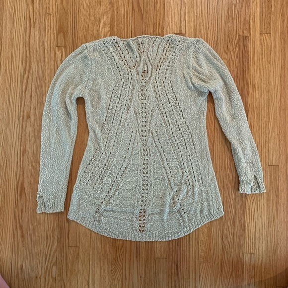 Brandy Melville Sweater - Picture 2 of 2